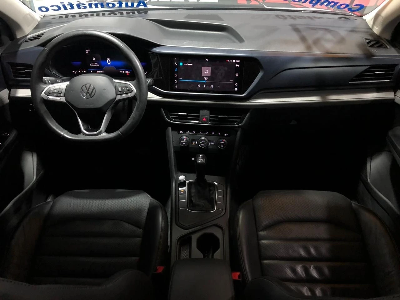 VOLKSWAGEN TAOS