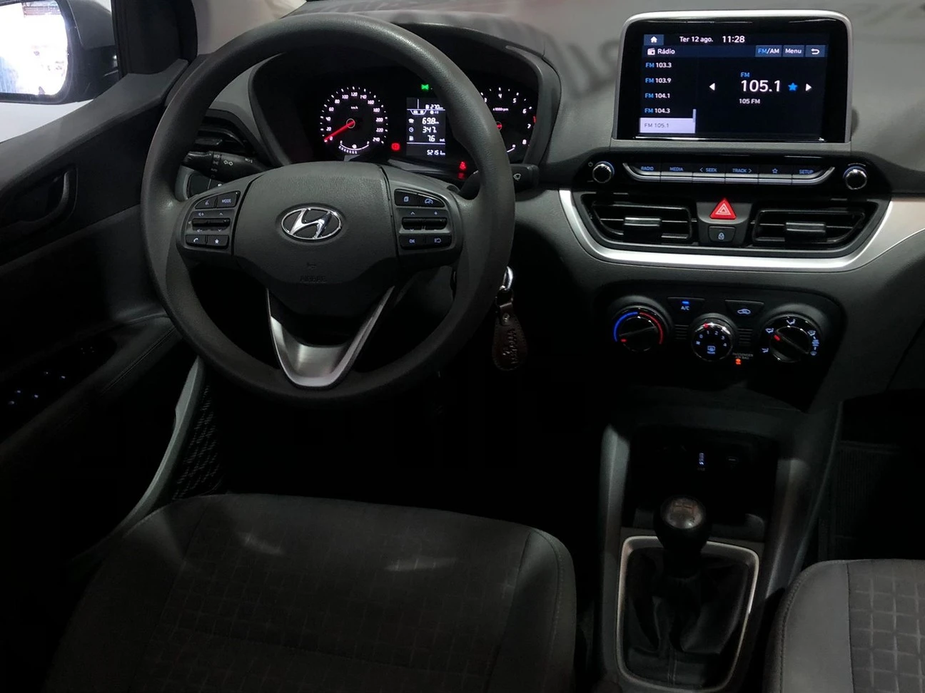 HYUNDAI HB20S