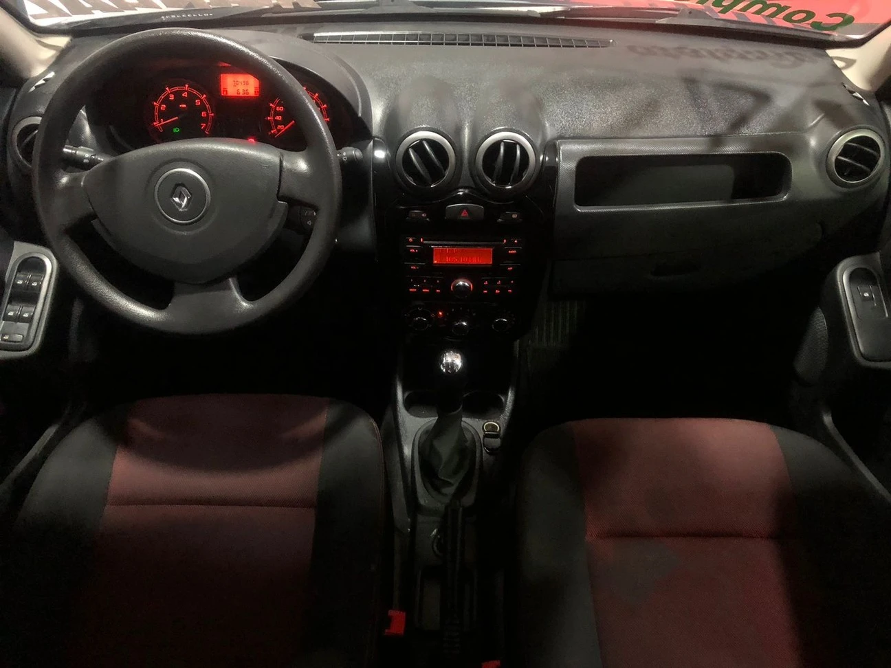 RENAULT SANDERO