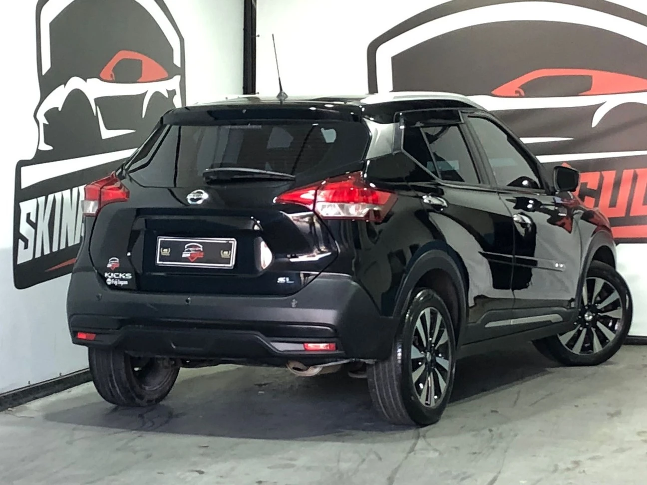 NISSAN KICKS