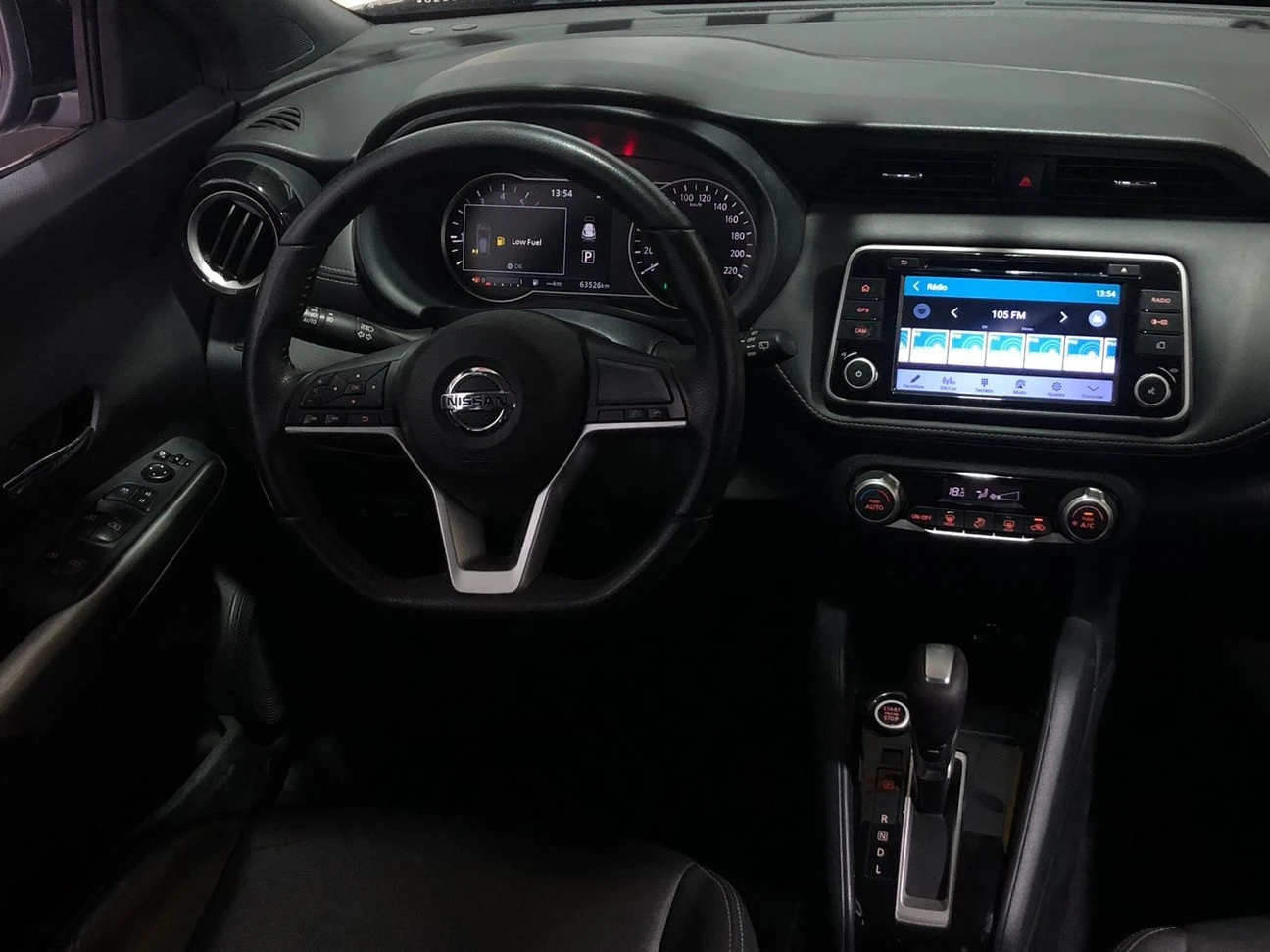 NISSAN KICKS