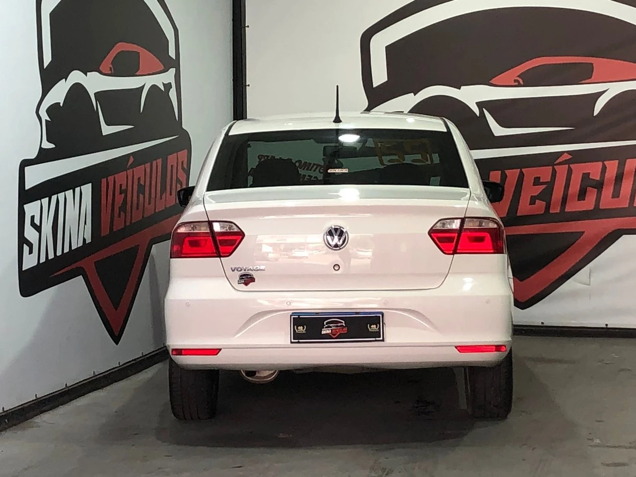 VOLKSWAGEN VOYAGE