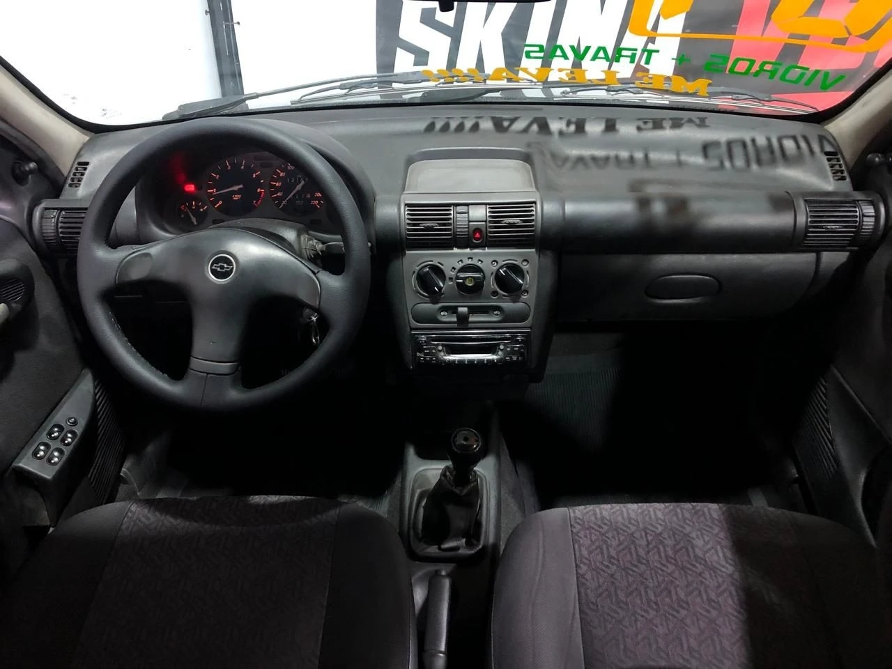 CHEVROLET CORSA