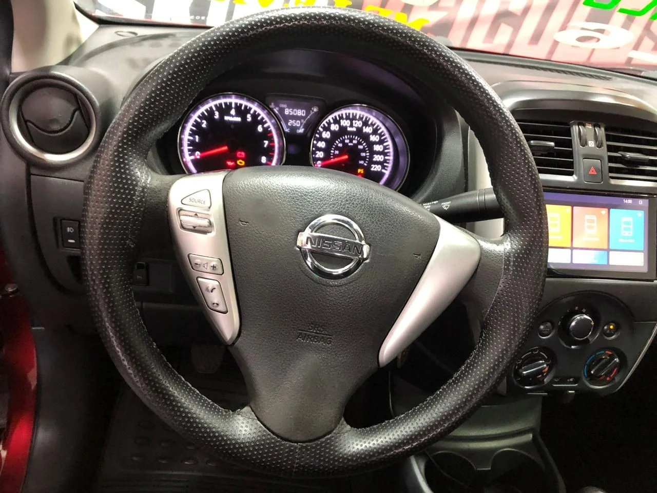 NISSAN VERSA