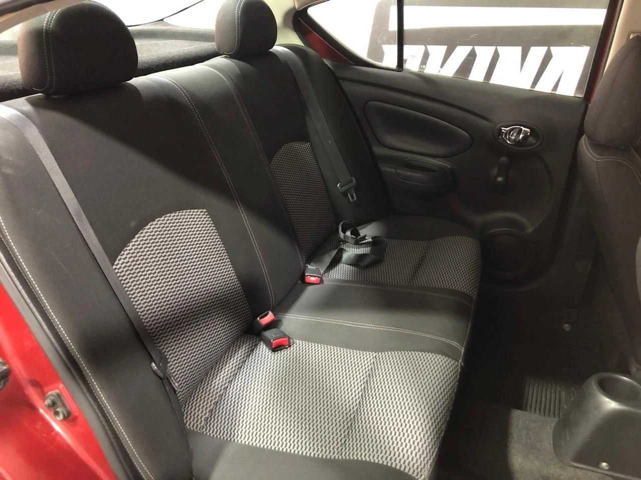 NISSAN VERSA