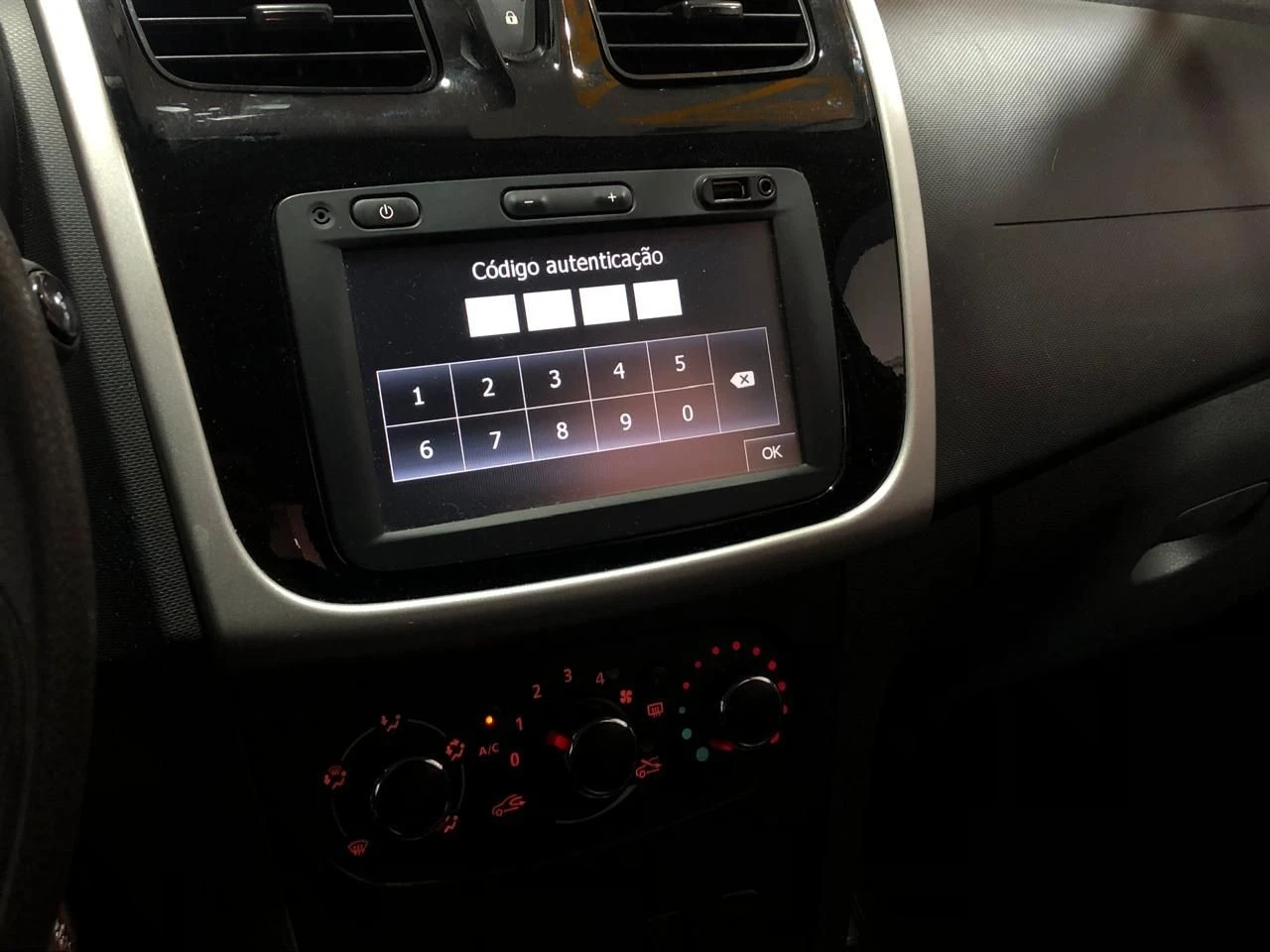 RENAULT SANDERO