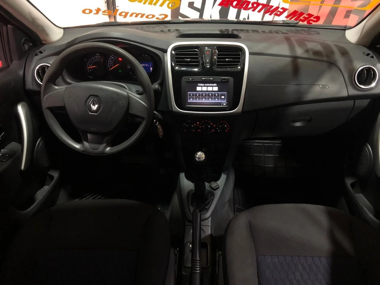 RENAULT SANDERO