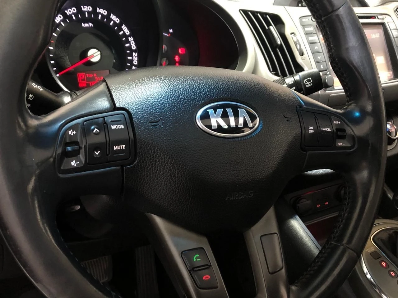 KIA SPORTAGE