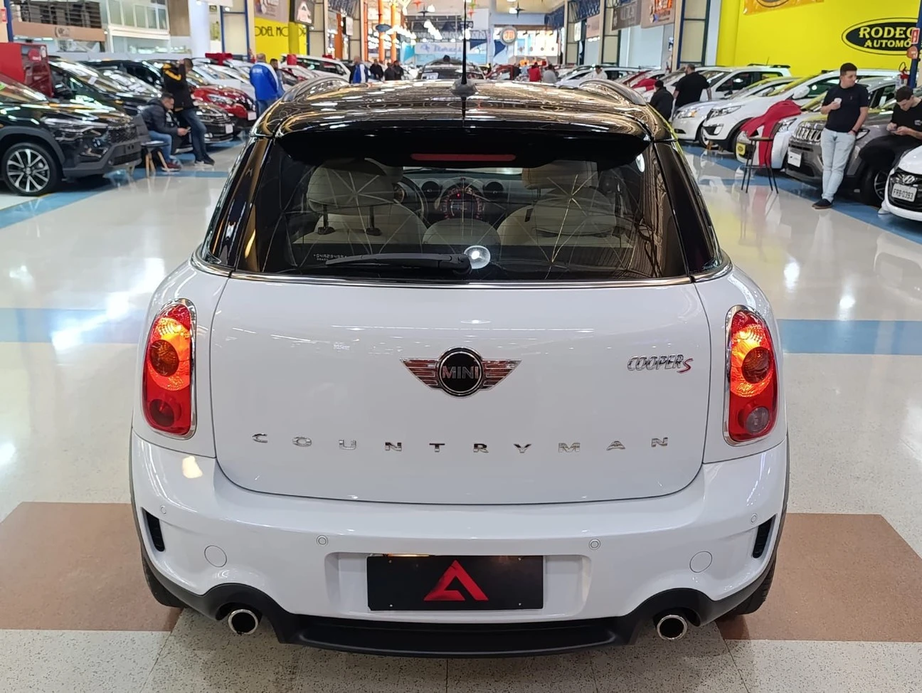 MINI COUNTRYMAN