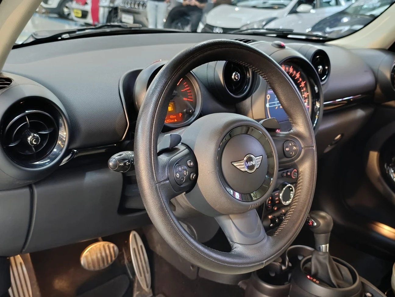 MINI COUNTRYMAN