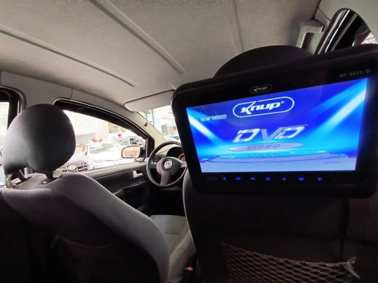 VOLKSWAGEN CROSSFOX
