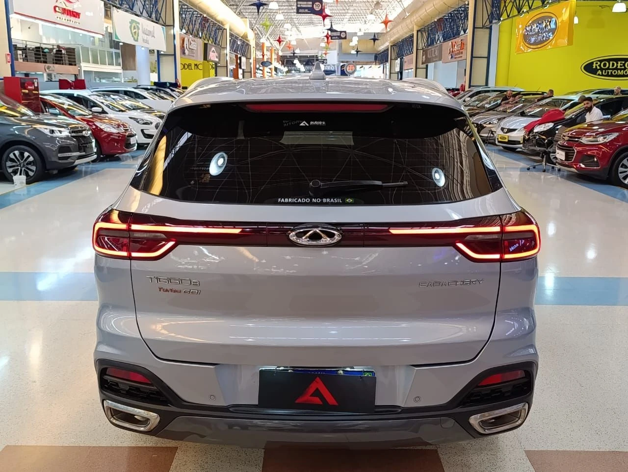 CHERY TIGGO 8