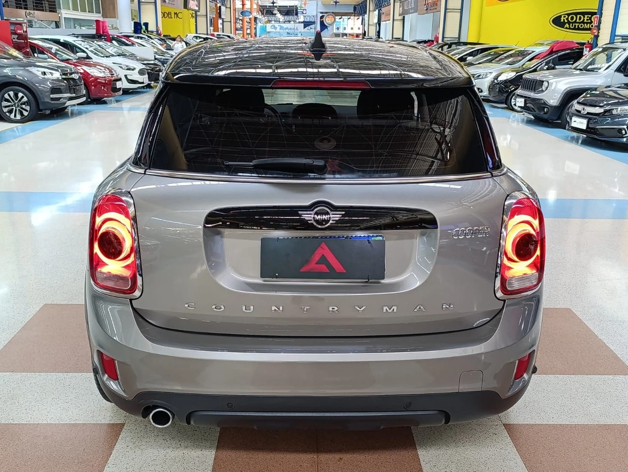 MINI COUNTRYMAN