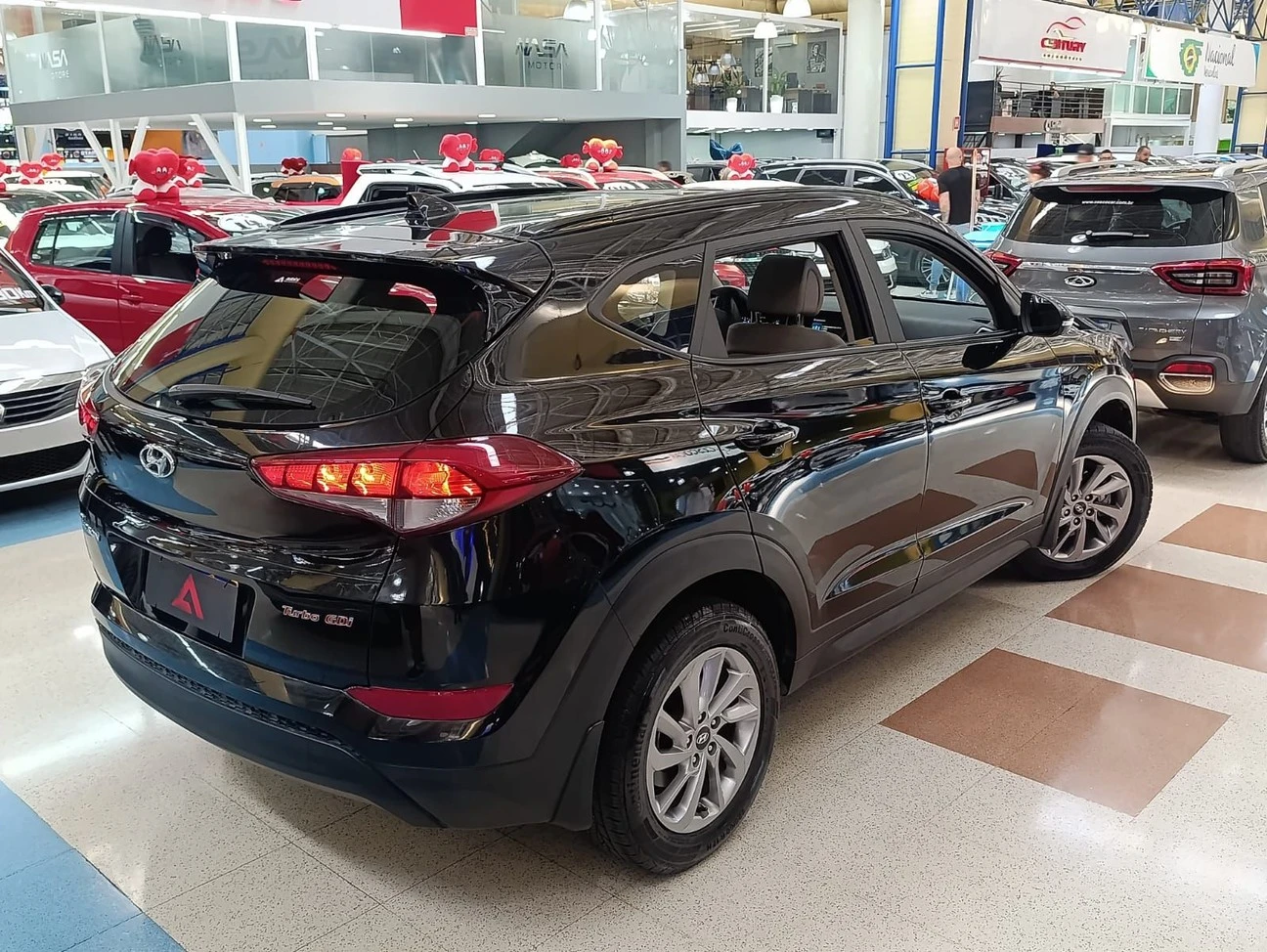 HYUNDAI TUCSON