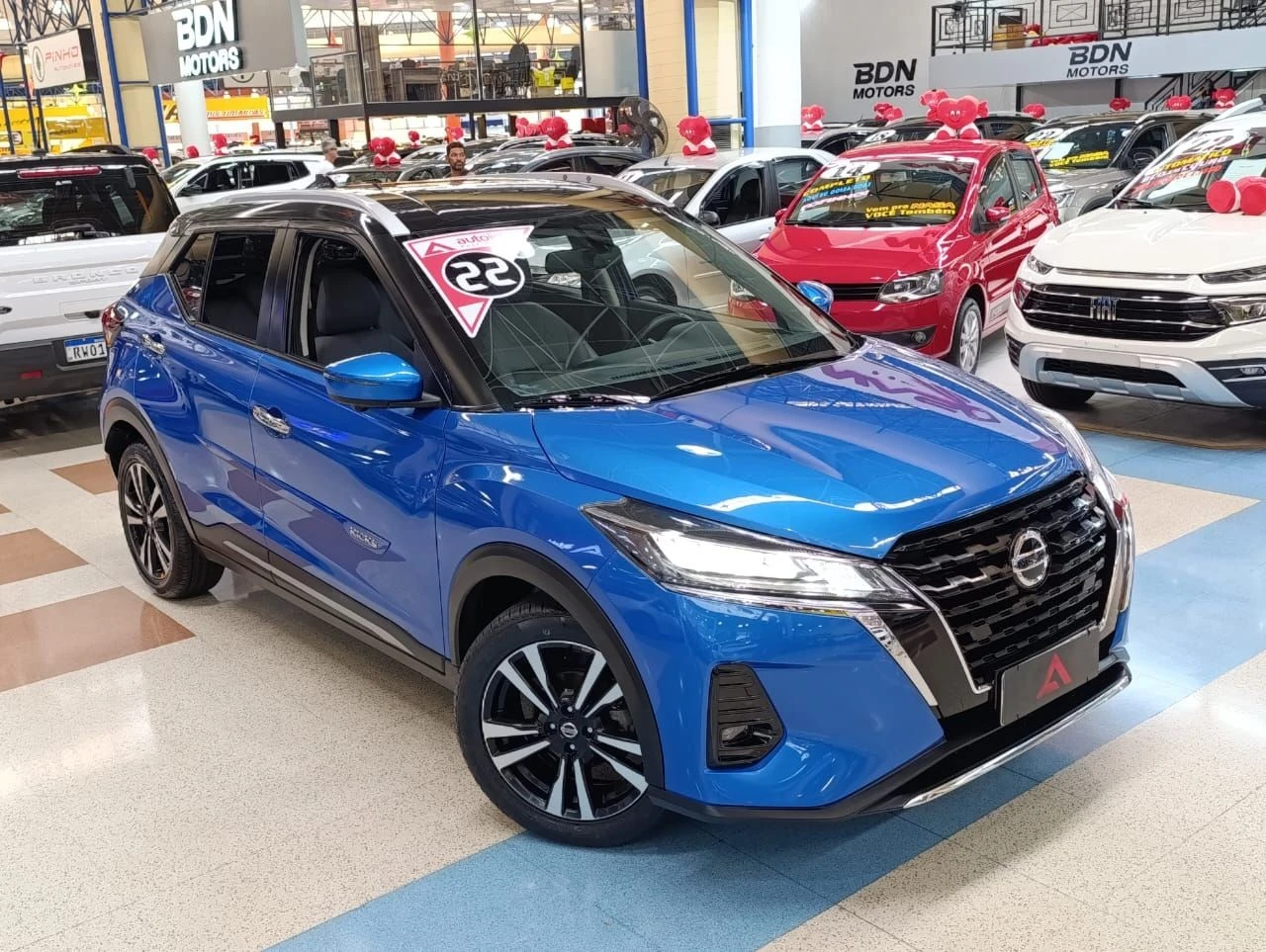NISSAN KICKS