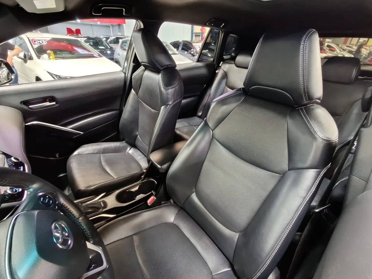 TOYOTA COROLLA CROSS