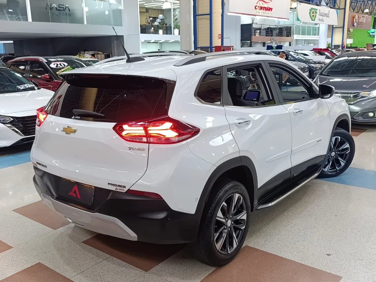 CHEVROLET TRACKER