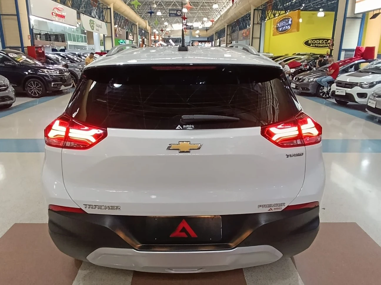 CHEVROLET TRACKER