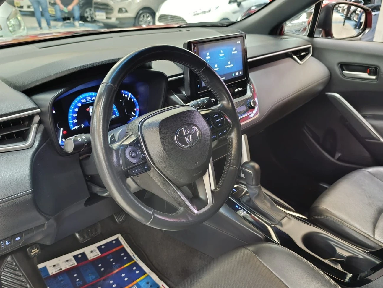 TOYOTA COROLLA CROSS