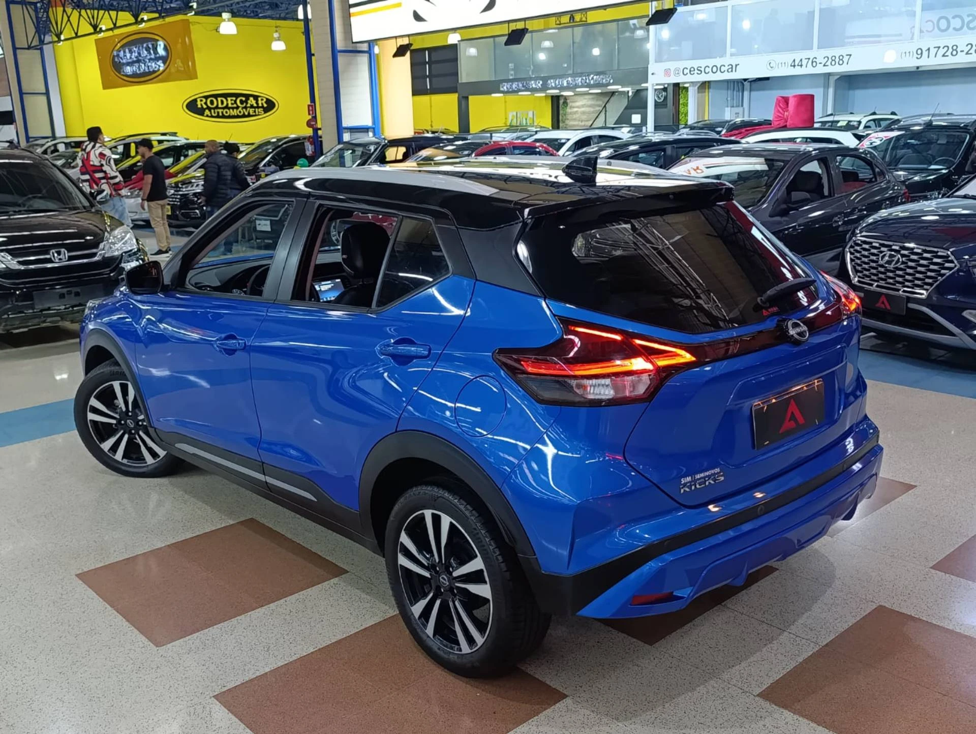 NISSAN KICKS
