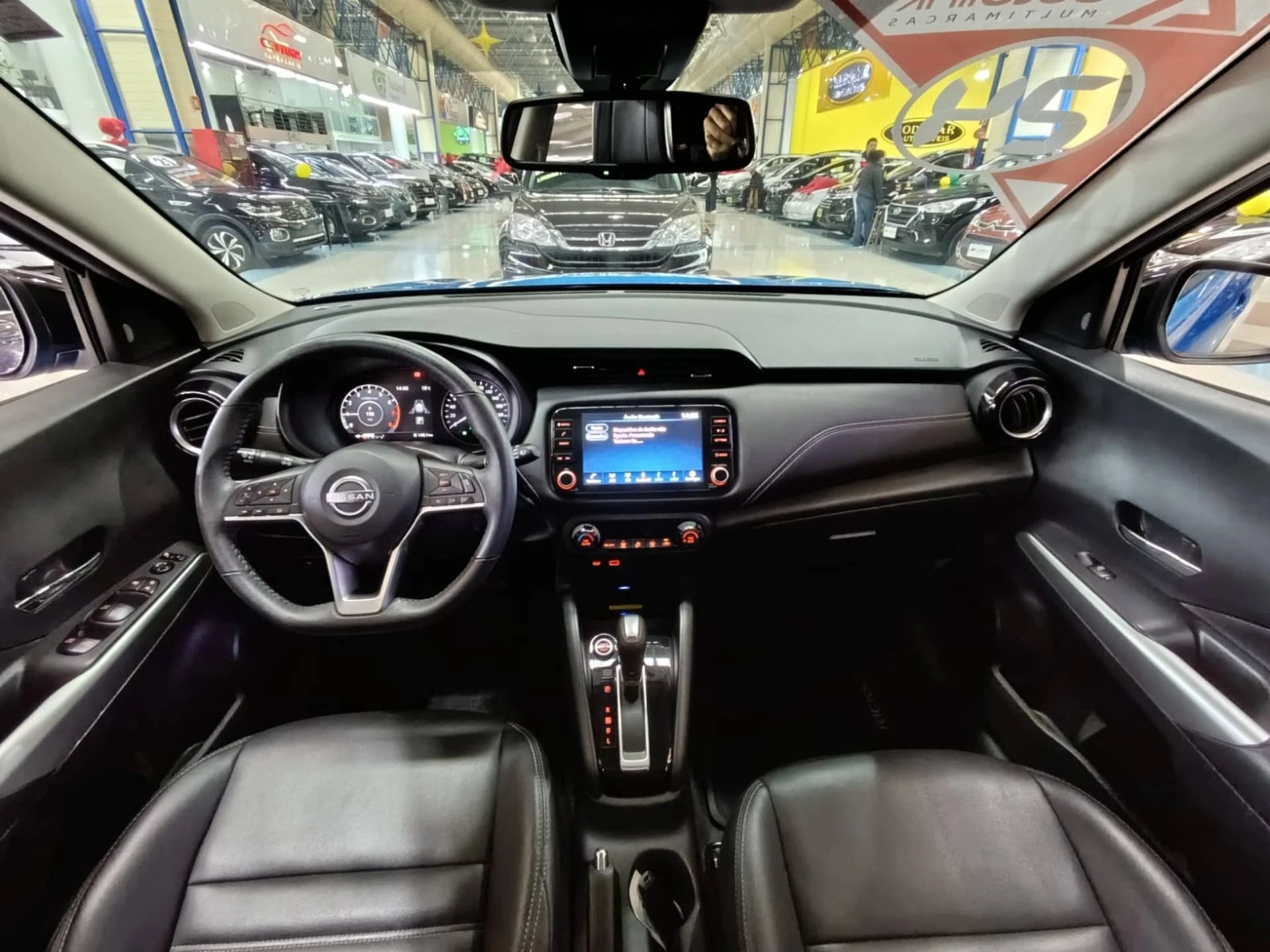 NISSAN KICKS