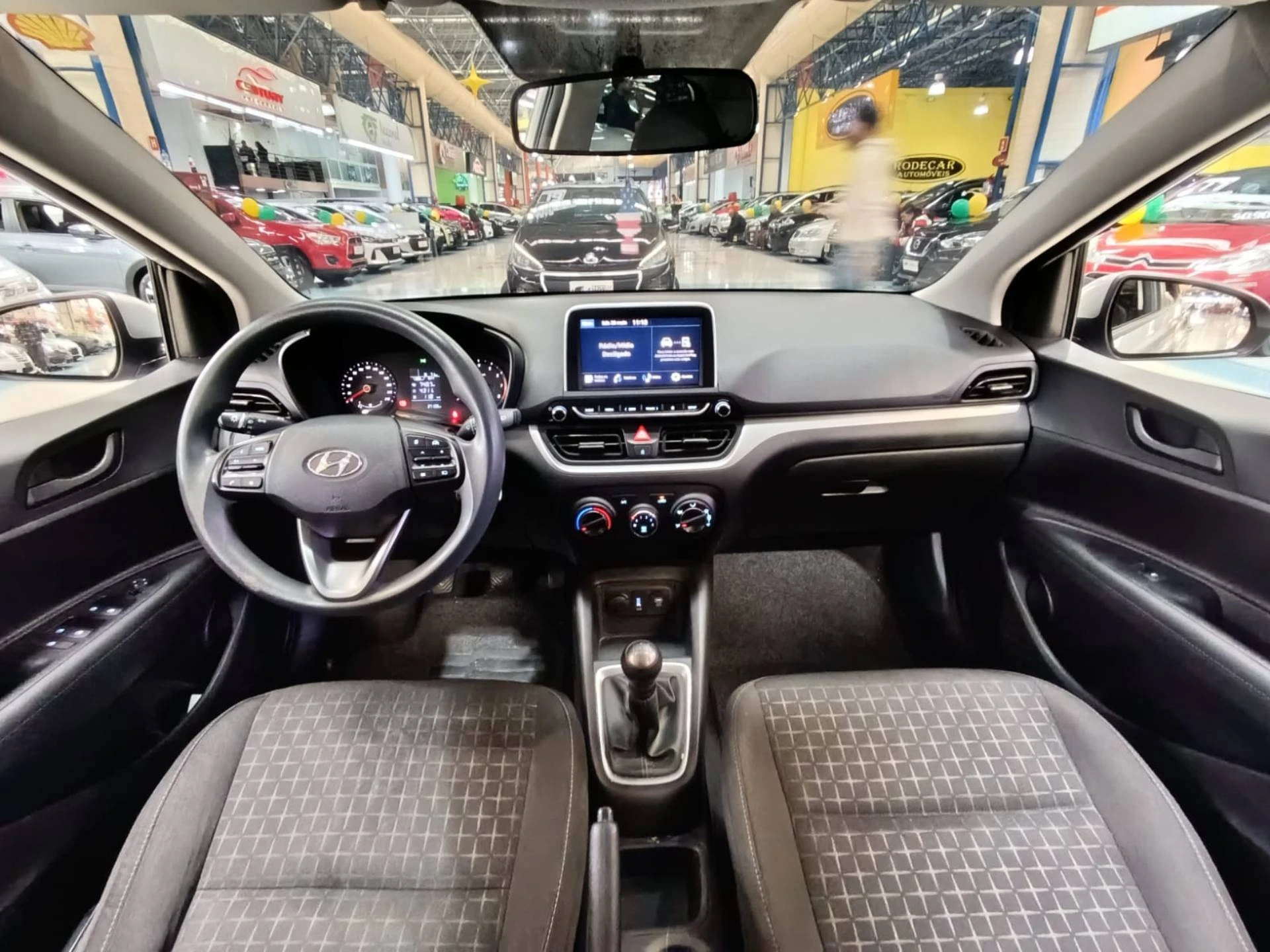 HYUNDAI HB20