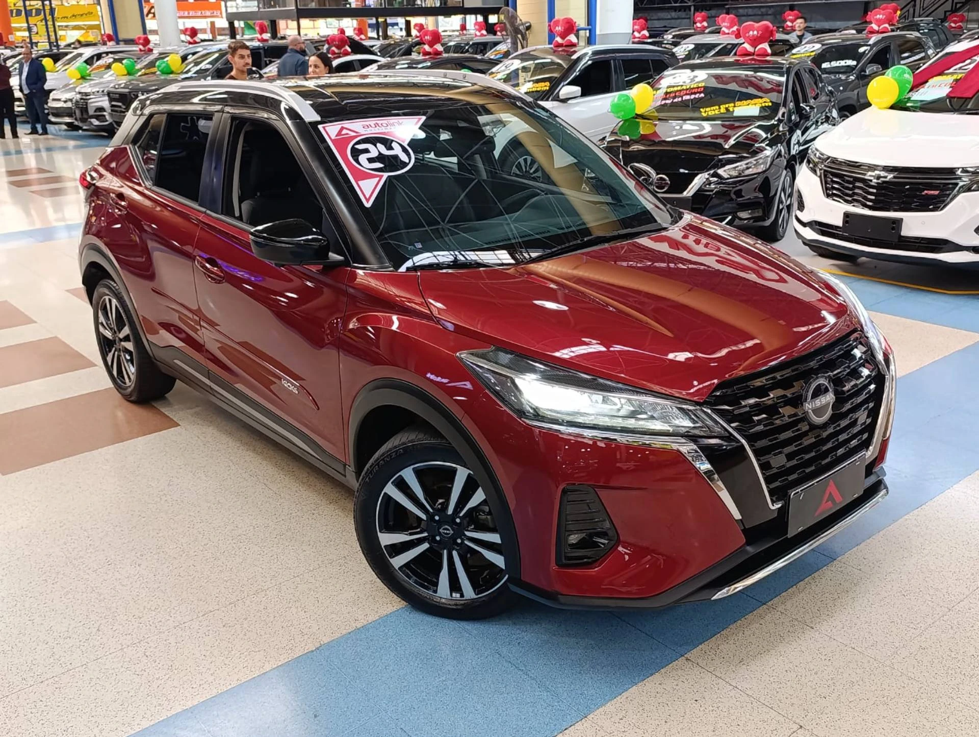 NISSAN KICKS
