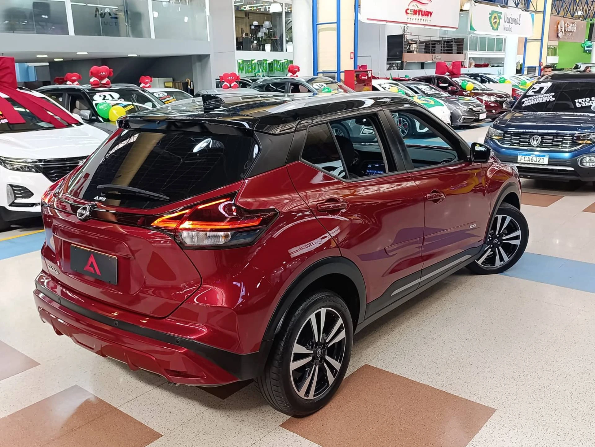 NISSAN KICKS