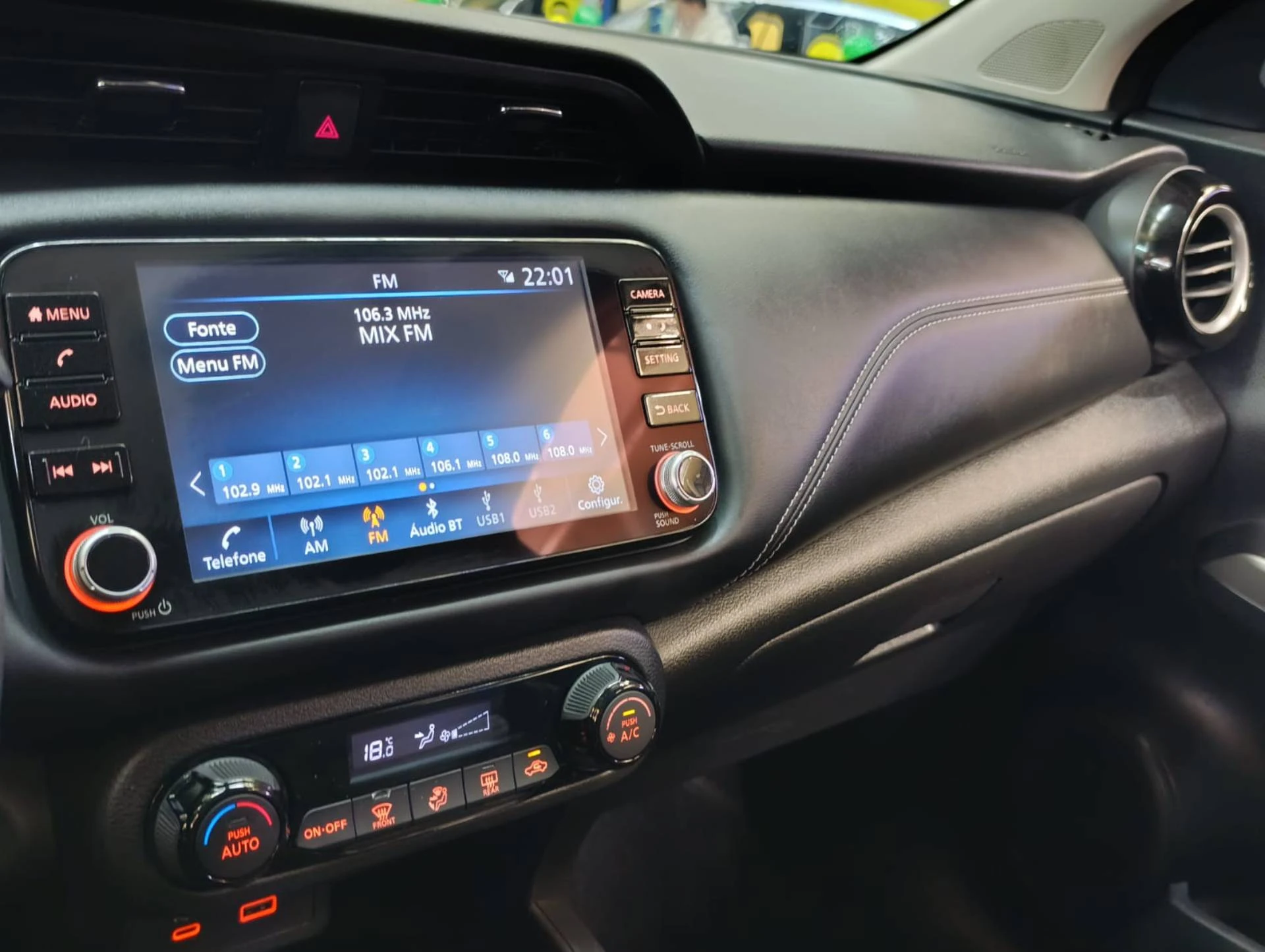 NISSAN KICKS