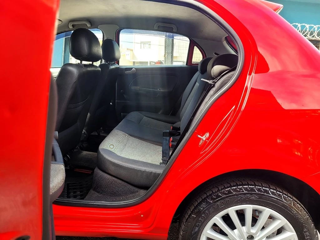 VOLKSWAGEN GOL