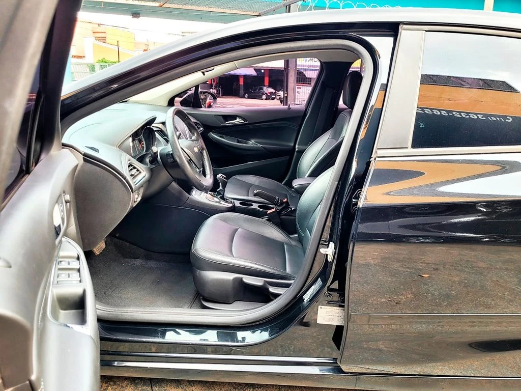 CHEVROLET CRUZE