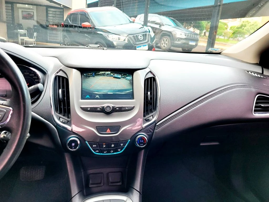 CHEVROLET CRUZE