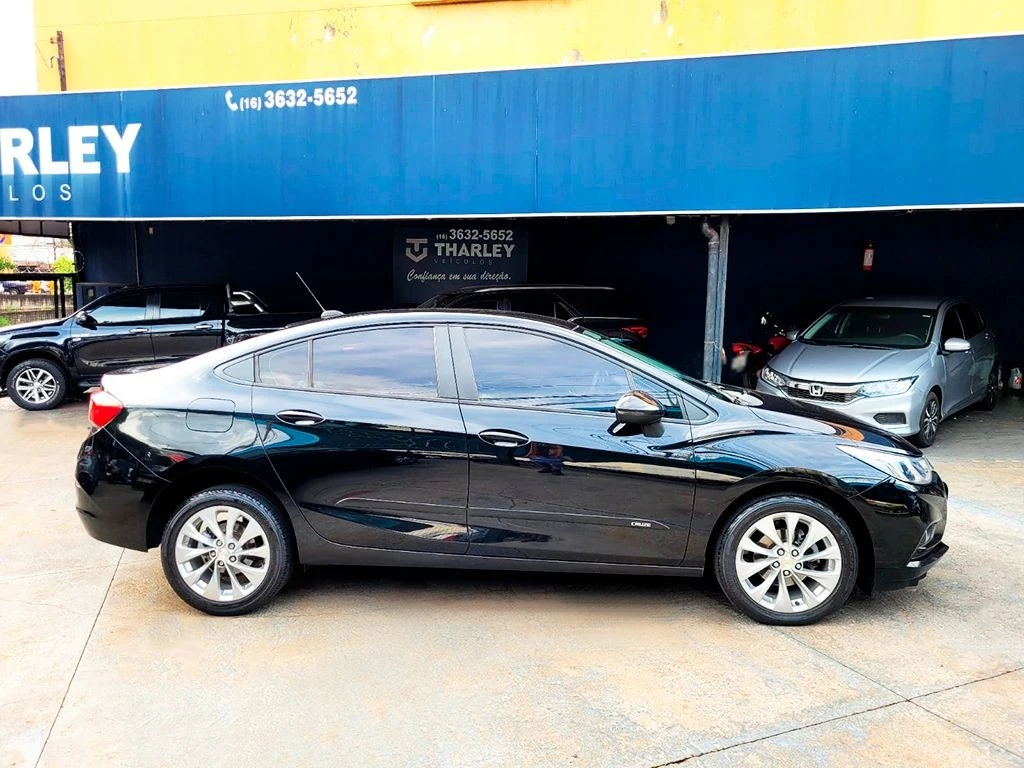 CHEVROLET CRUZE