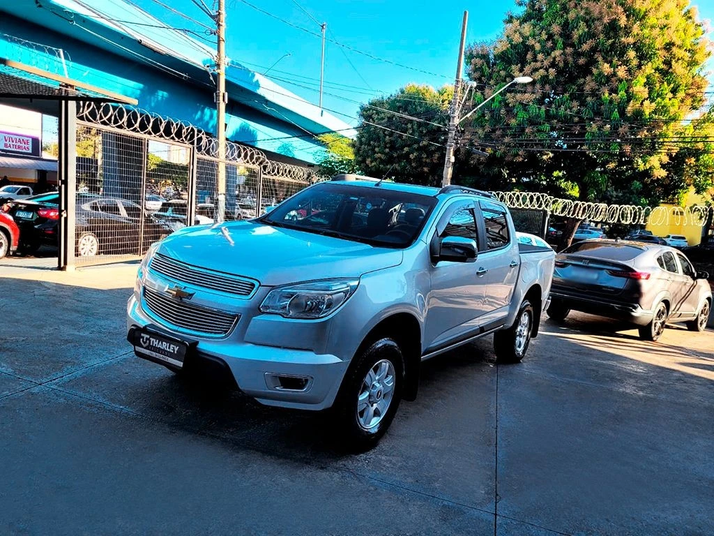 CHEVROLET S10
