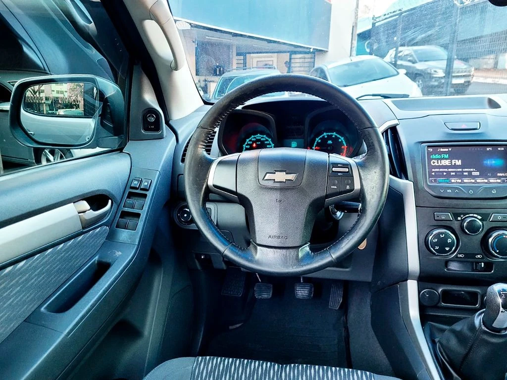 CHEVROLET S10