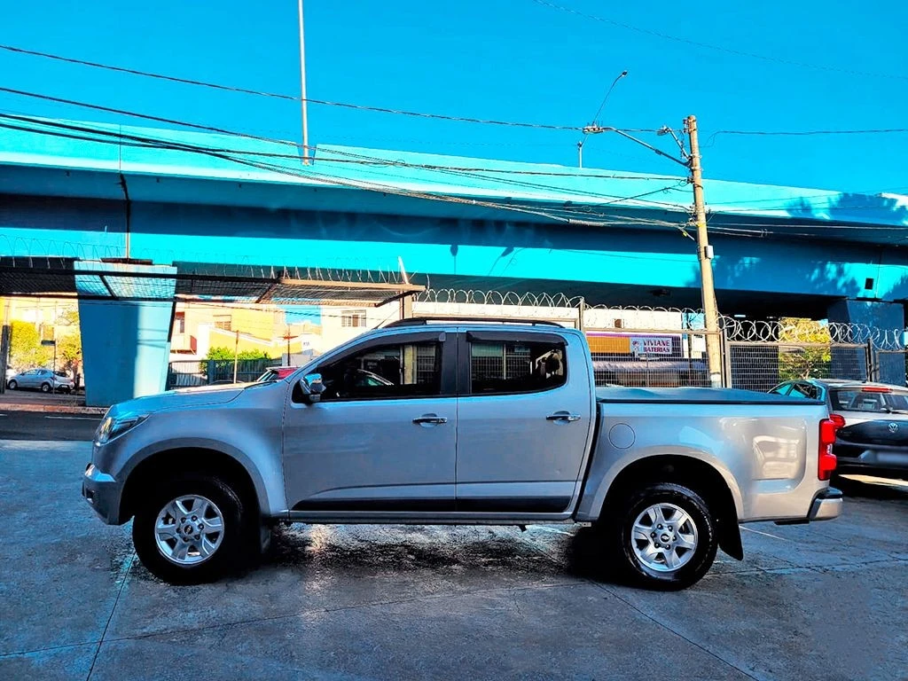 CHEVROLET S10