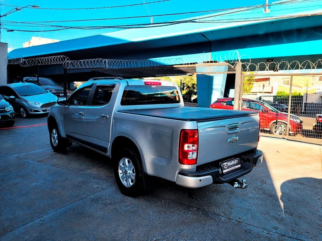 CHEVROLET S10