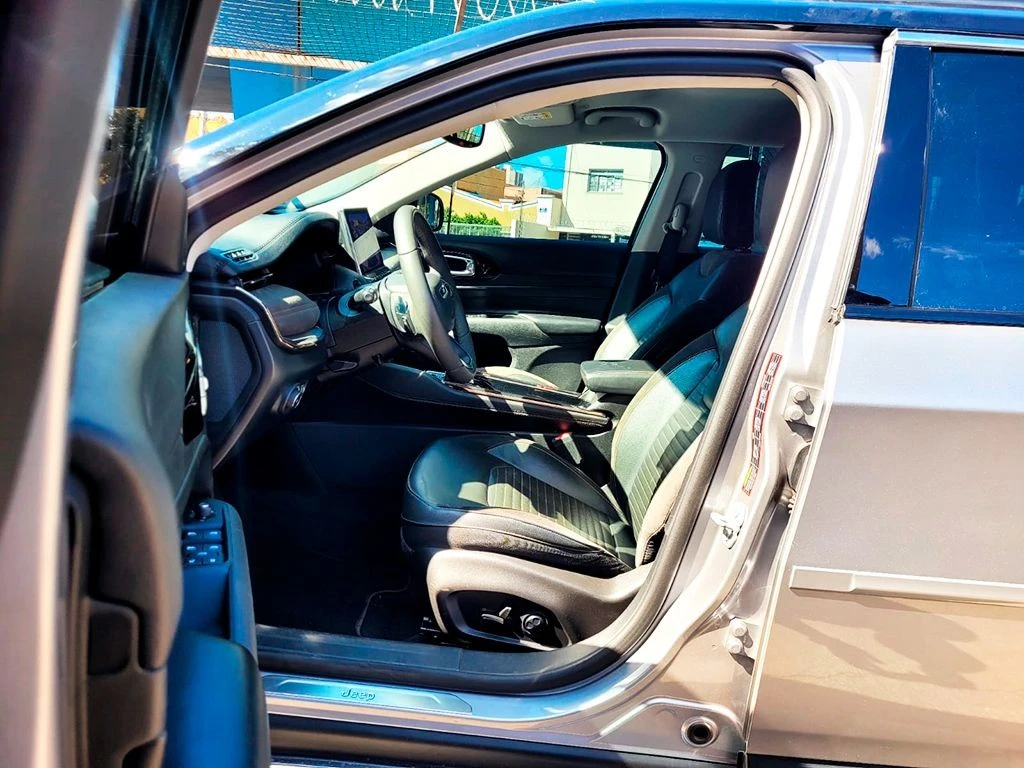 JEEP COMMANDER