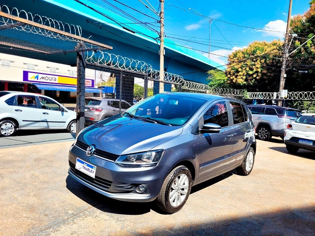 VOLKSWAGEN FOX