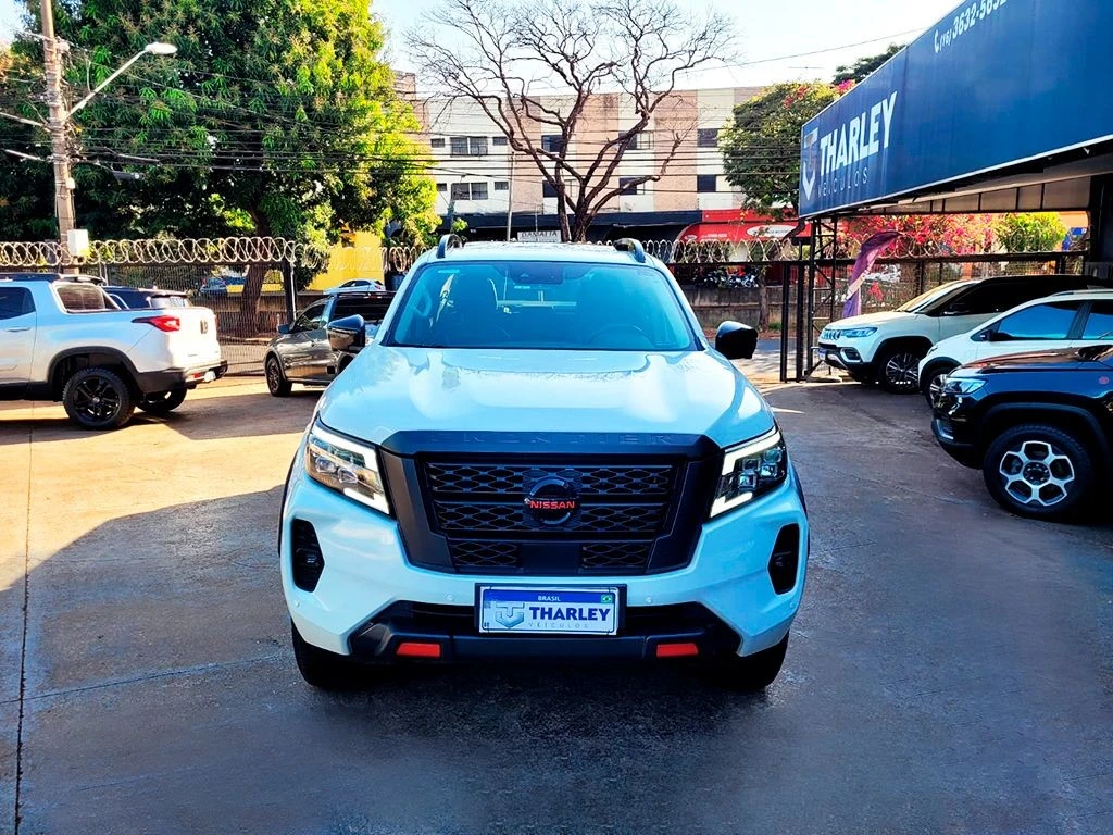 NISSAN FRONTIER