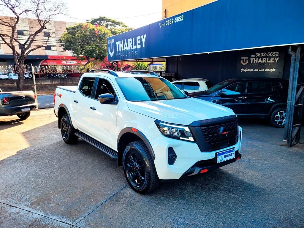 NISSAN FRONTIER