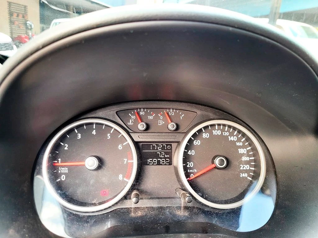 VOLKSWAGEN GOL