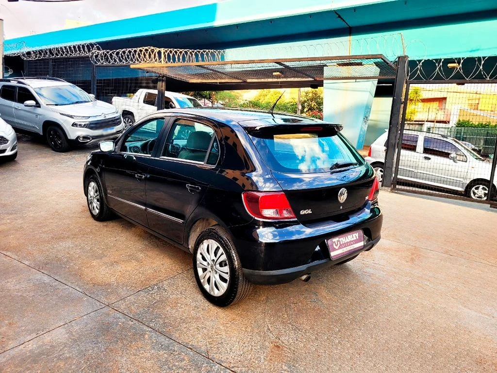 VOLKSWAGEN GOL