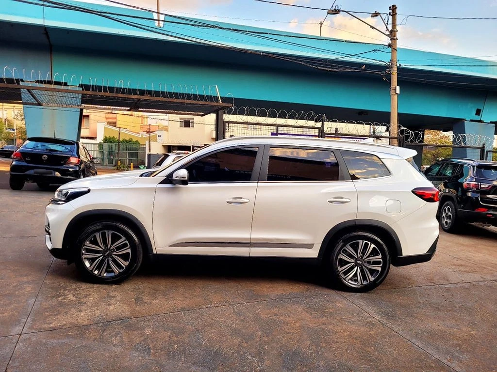 CHERY TIGGO 8