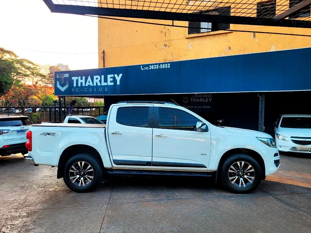 CHEVROLET S10