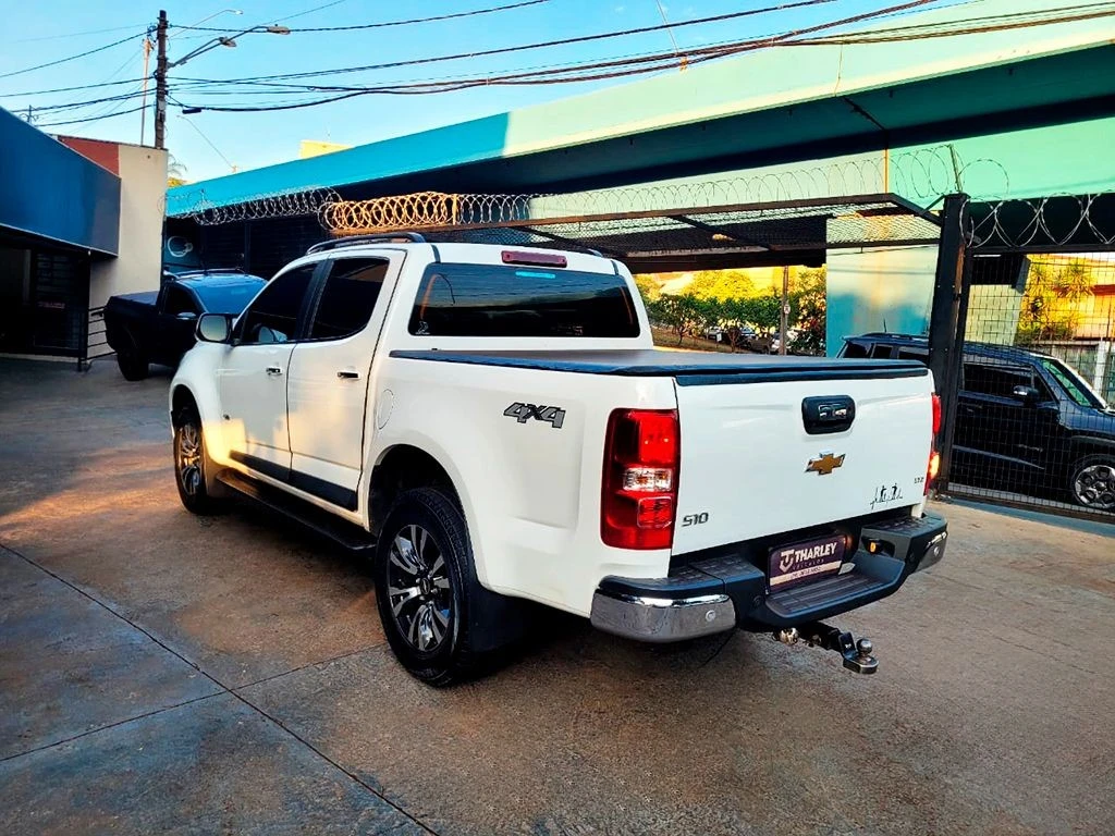CHEVROLET S10