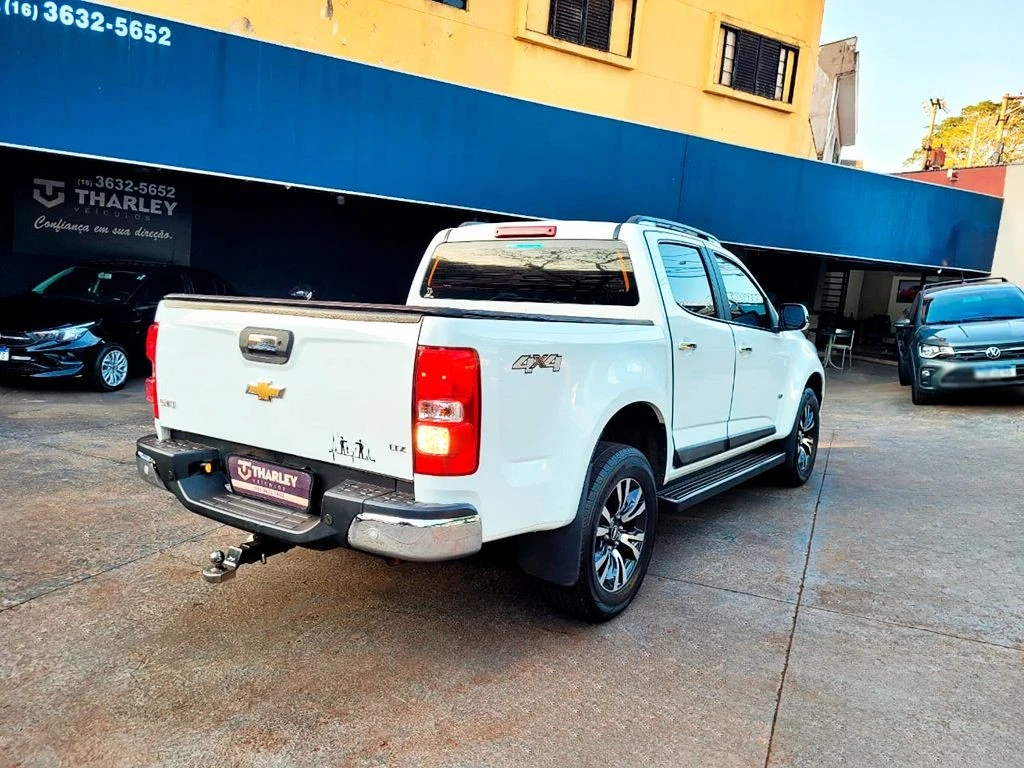 CHEVROLET S10