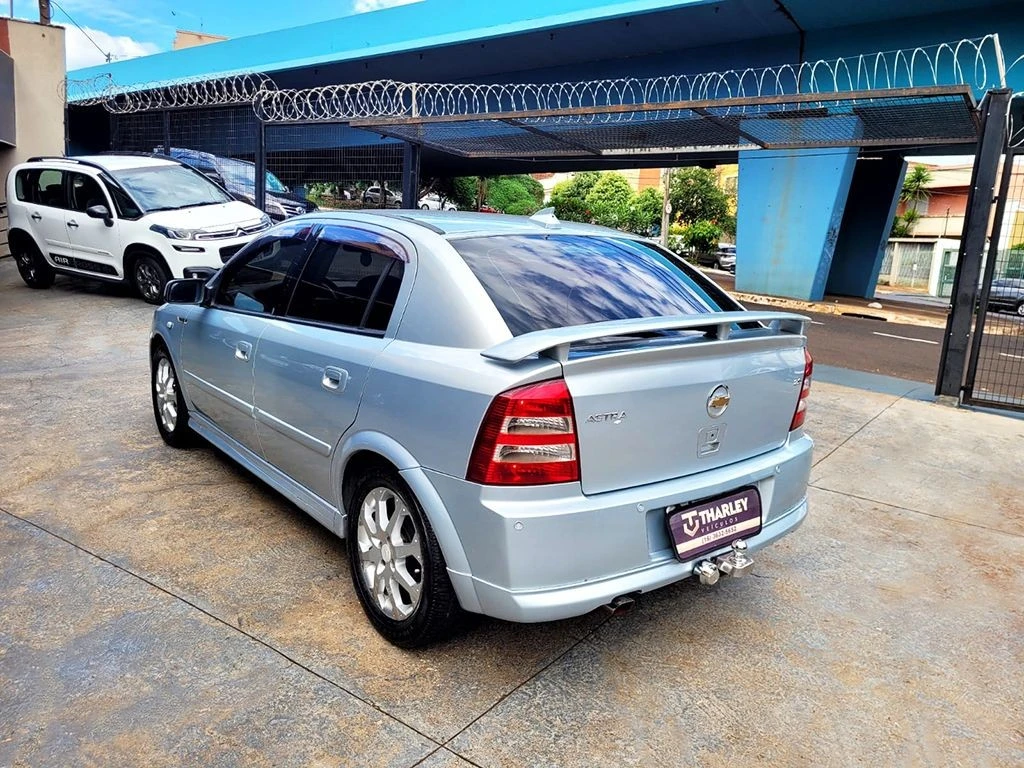 CHEVROLET ASTRA