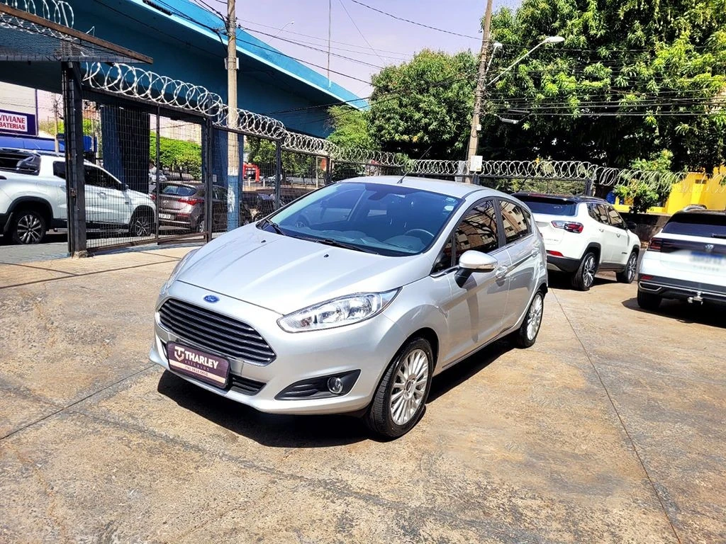 FORD FIESTA