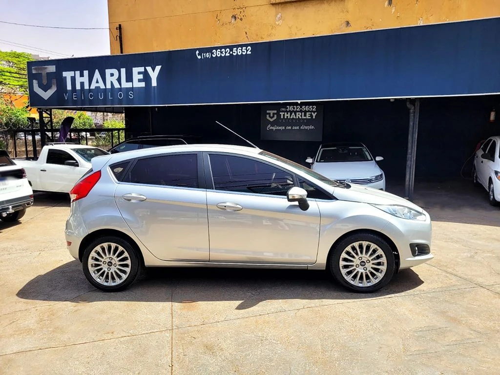 FORD FIESTA